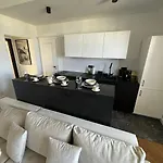 Monte Cassino 26 Piekna Kamienica 300m Do Molo Apartman