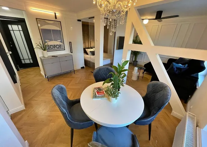 Apartment Monte Cassino 26 Piekna Kamienica 300m Do Molo Zoppot